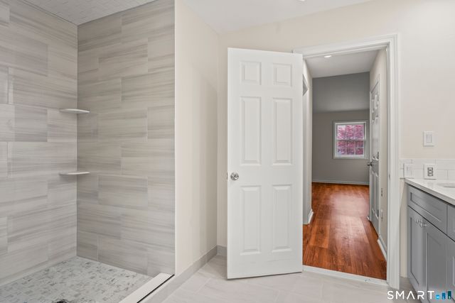 3845 Park Avenue 18, Fairfield, CT 06825