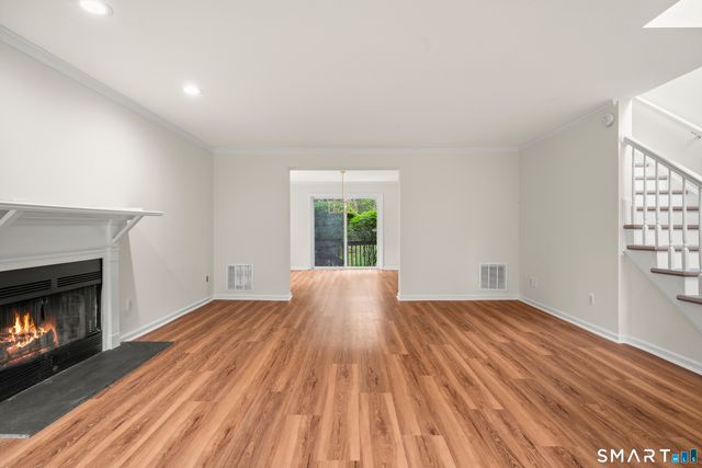 3845 Park Avenue 18, Fairfield, CT 06825