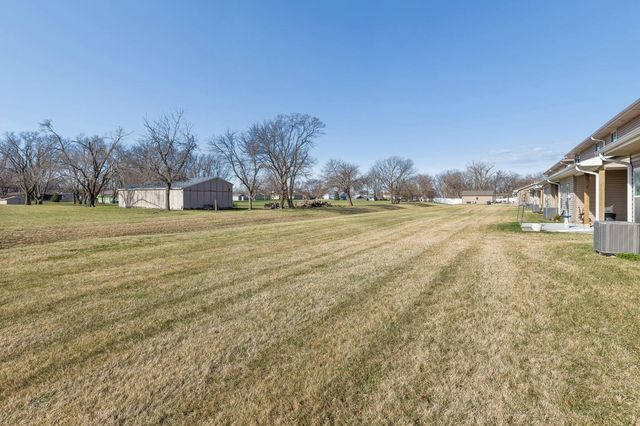 233 WALLACE Avenue, Council Bluffs, IA 51501