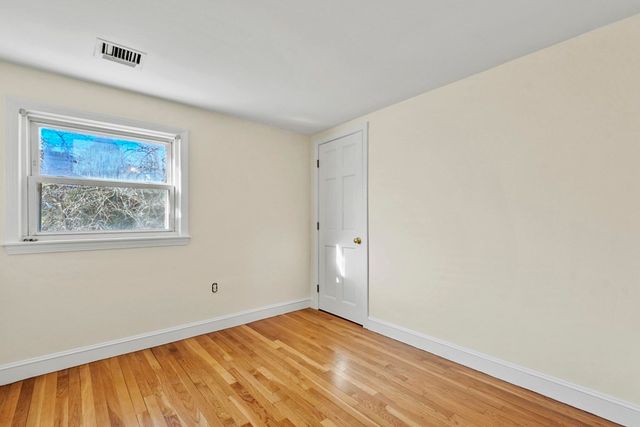 72 Cambridge Road 2, Woburn, MA 01801