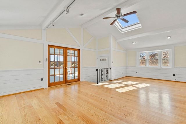 72 Cambridge Road 2, Woburn, MA 01801