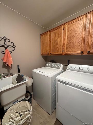 49459 Tarrytown Court, Utica, MI 48315