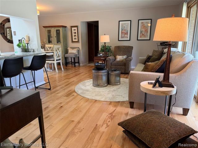 49459 Tarrytown Court, Utica, MI 48315
