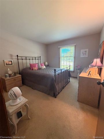 49459 Tarrytown Court, Utica, MI 48315