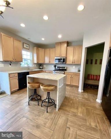 9411 WOOD CREEK CIR, Fredericksburg, VA 22407