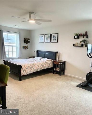9411 WOOD CREEK CIR, Fredericksburg, VA 22407