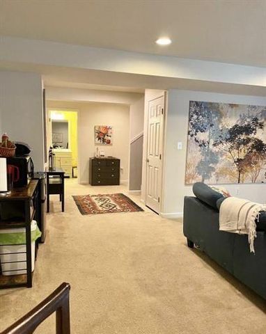 9411 WOOD CREEK CIR, Fredericksburg, VA 22407