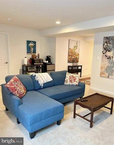 9411 WOOD CREEK CIR, Fredericksburg, VA 22407