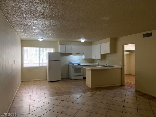 2916 Marlin Avenue 2, Las Vegas, NV 89101