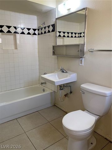 2916 Marlin Avenue 2, Las Vegas, NV 89101