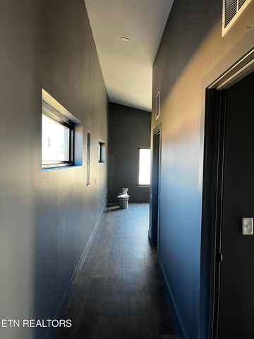 300 Old Mail Rd, Crossville, TN 38555