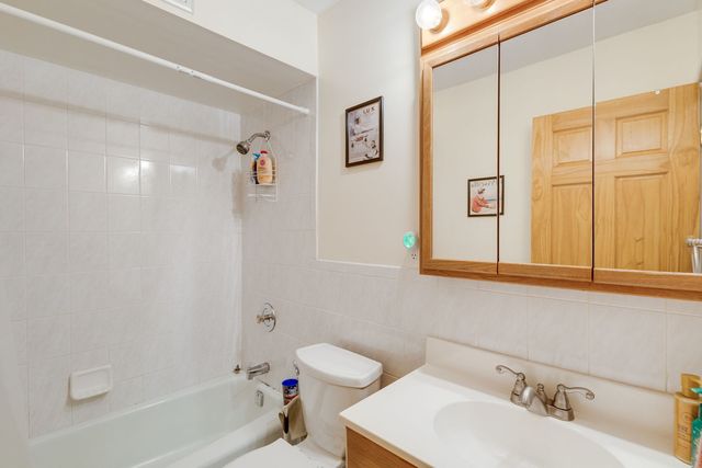 11000 Central Avenue 1A, Chicago Ridge, IL 60415