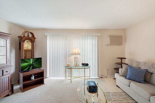 11000 Central Avenue 1A, Chicago Ridge, IL 60415