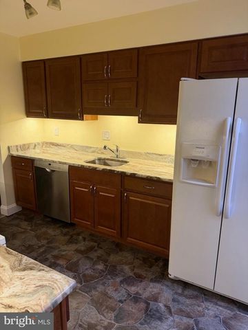33 CARAWAY CT, Lumberton, NJ 08048