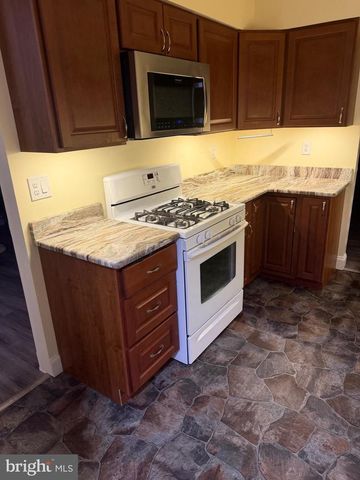 33 CARAWAY CT, Lumberton, NJ 08048
