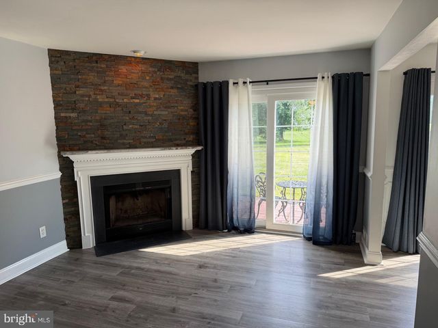 33 CARAWAY CT, Lumberton, NJ 08048