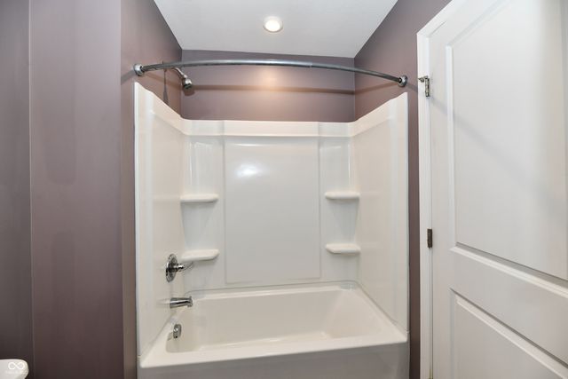 9739 Oak Grove Drive, Pendleton, IN 46064