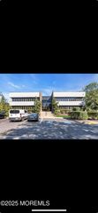 257 Monmouth Road, 5A, Oakhurst, NJ 07755