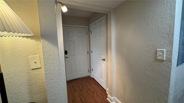 205 LEWFIELD CIRCLE 205, Winter Park, FL 32792