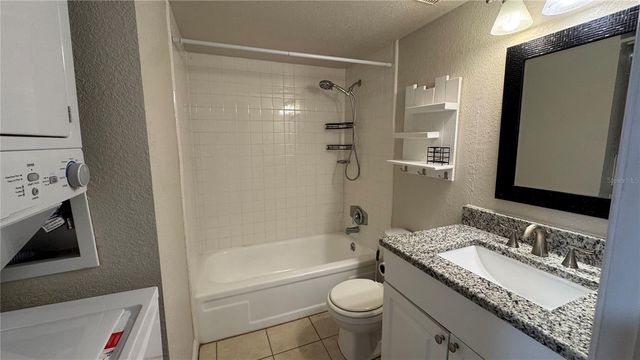 205 LEWFIELD CIRCLE 205, Winter Park, FL 32792