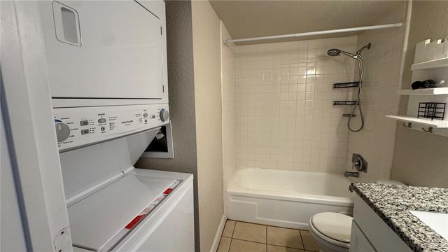 205 LEWFIELD CIRCLE 205, Winter Park, FL 32792