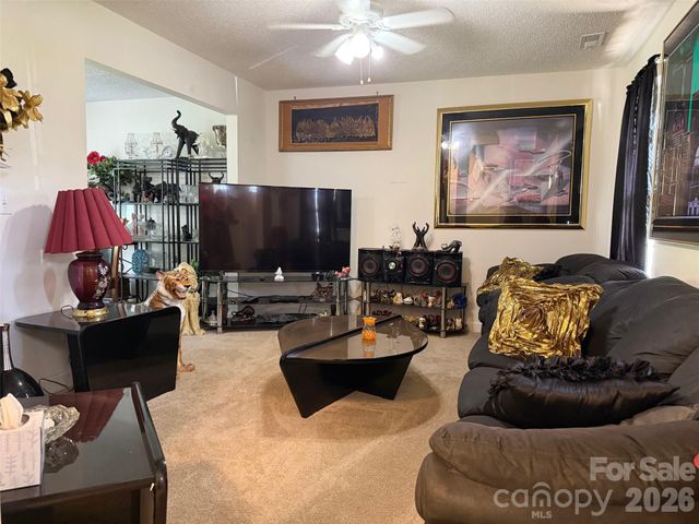 4046 W Fairmeadow Drive, Lancaster, SC 29720