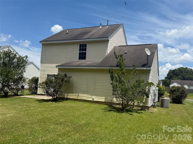 4046 W Fairmeadow Drive, Lancaster, SC 29720