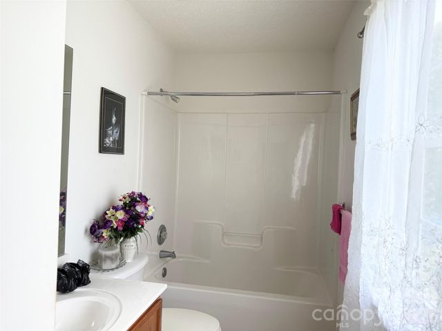 4046 W Fairmeadow Drive, Lancaster, SC 29720