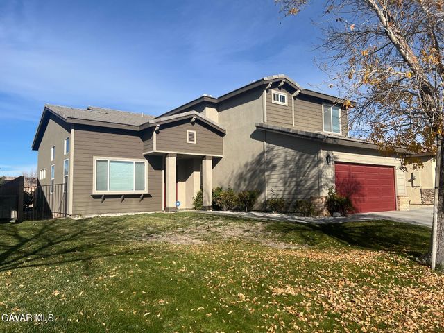 4111 Vahan Court, Lancaster, CA 93536