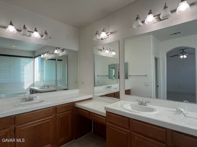 4111 Vahan Court, Lancaster, CA 93536