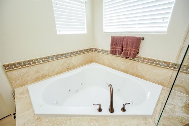 1108 Peveto Street C, Houston, TX 77019