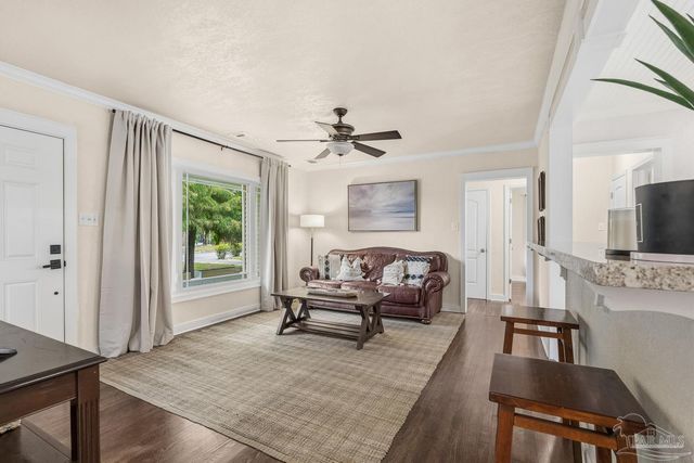 1722 E Hatton St, Pensacola, FL 32503