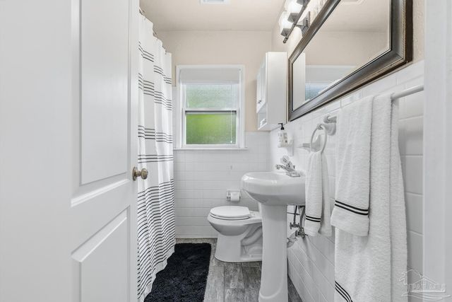 1722 E Hatton St, Pensacola, FL 32503