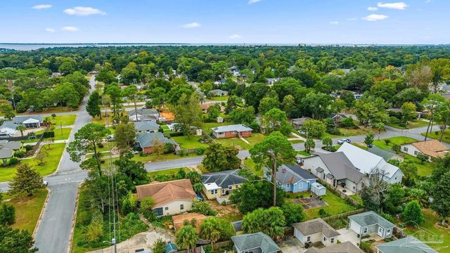 1722 E Hatton St, Pensacola, FL 32503