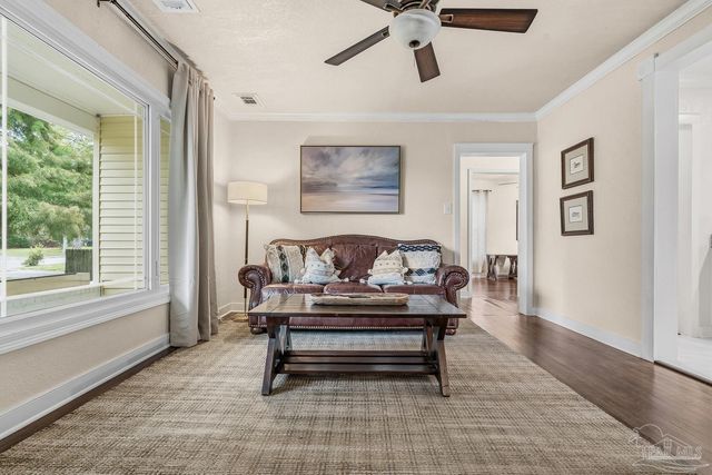 1722 E Hatton St, Pensacola, FL 32503