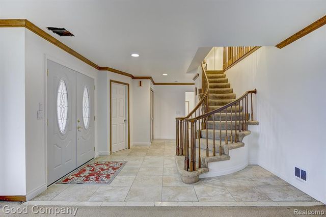 38092 Westchester Road, Sterling Heights, MI 48310