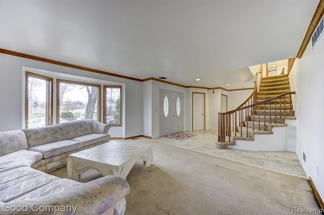 38092 Westchester Road, Sterling Heights, MI 48310