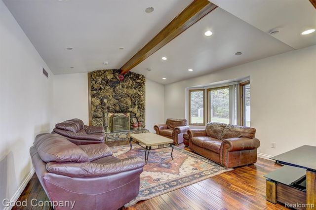 38092 Westchester Road, Sterling Heights, MI 48310