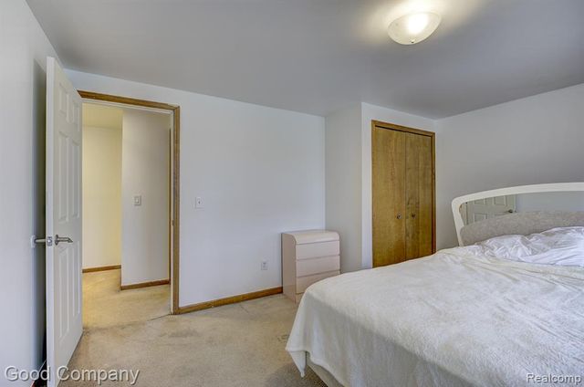 38092 Westchester Road, Sterling Heights, MI 48310