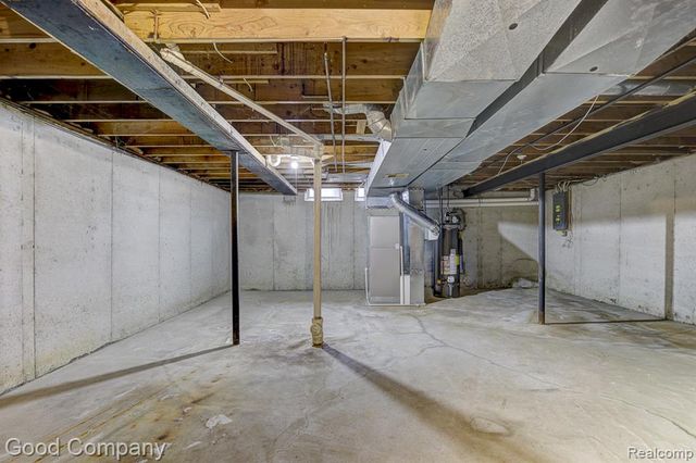 38092 Westchester Road, Sterling Heights, MI 48310