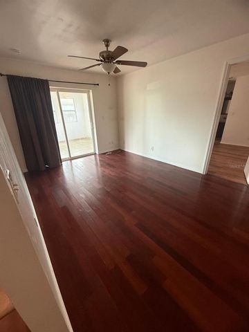 4913 E LIBERTY STREET, Tampa, FL 33617