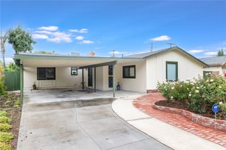 6201 Le Sage Avenue, Woodland Hills, CA 91367