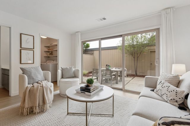 3435 Solomon Ln, Alameda, CA 94502