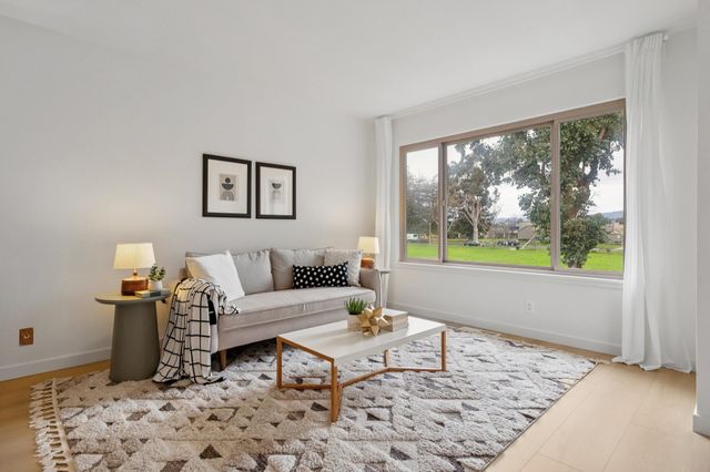 3435 Solomon Ln, Alameda, CA 94502