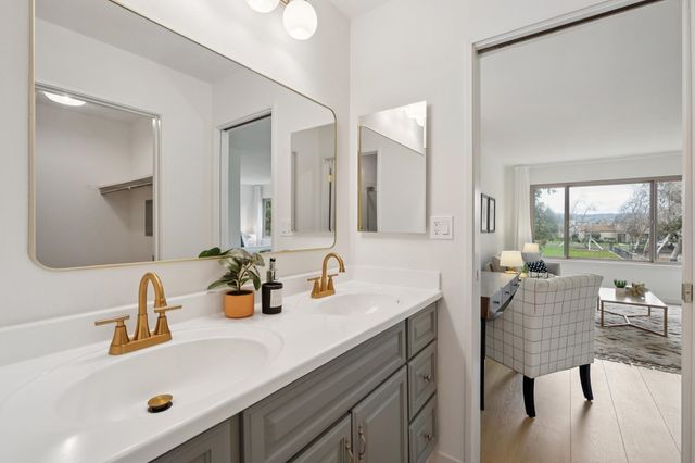 3435 Solomon Ln, Alameda, CA 94502