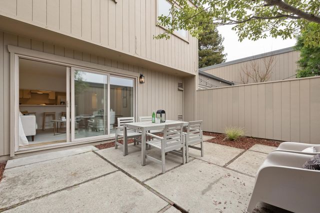 3435 Solomon Ln, Alameda, CA 94502