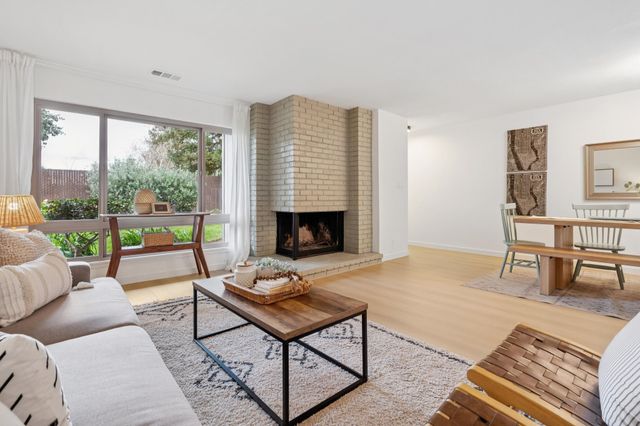 3435 Solomon Ln, Alameda, CA 94502