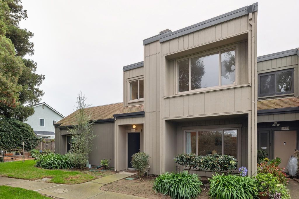 3435 Solomon Ln, Alameda, CA 94502