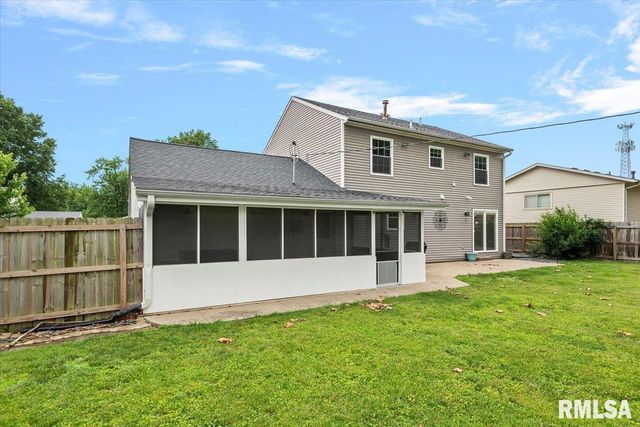 639 DEERFIELD Road, Chatham, IL 62629