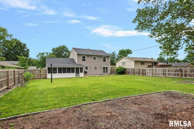639 DEERFIELD Road, Chatham, IL 62629